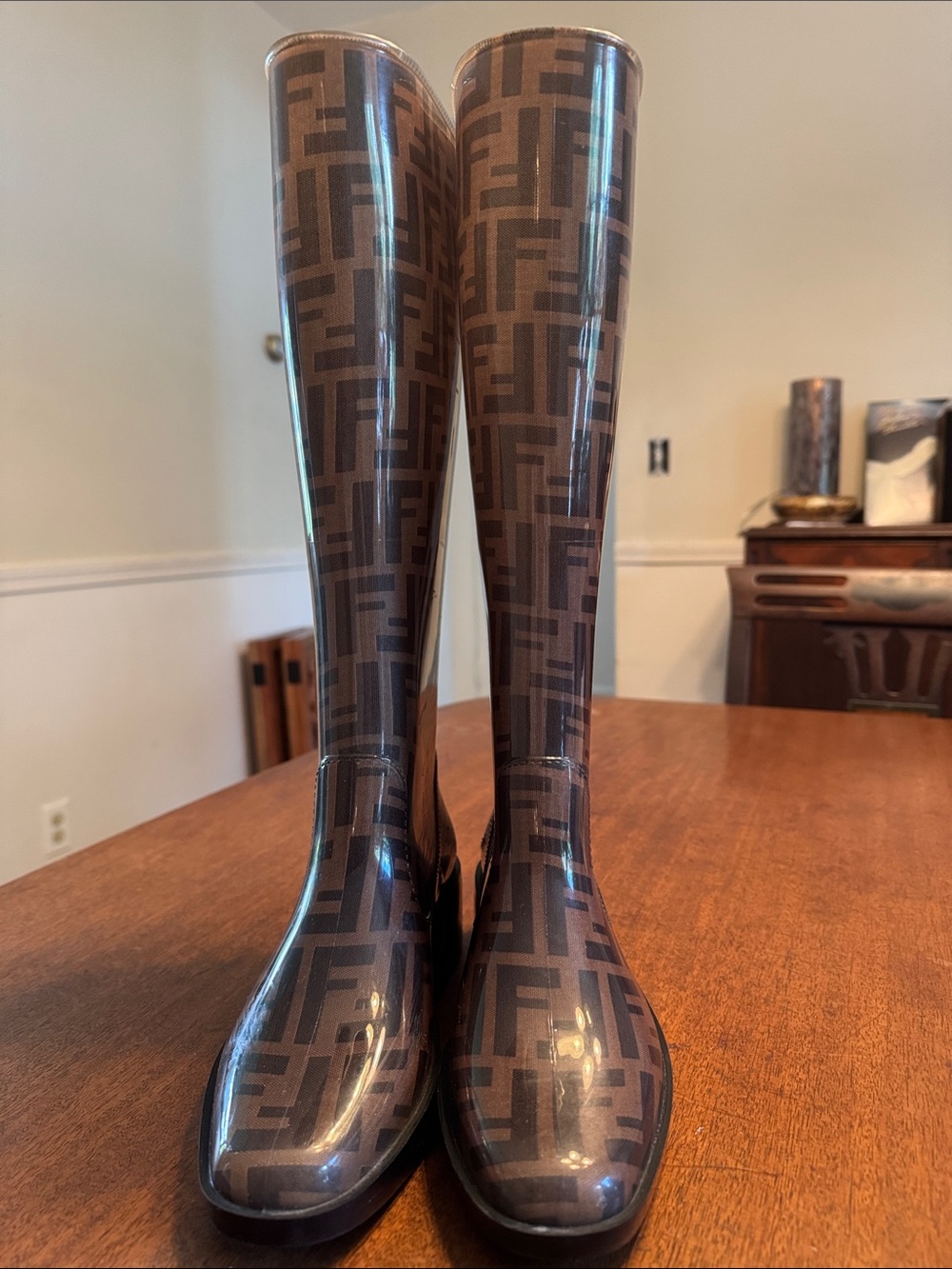Fendi Brown FF Logo Glossy Rain Boots - Picture 2 of 10
